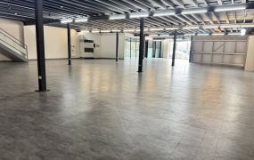 南桃園交流道30米路門市廠店