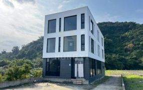 冬山近梅花湖電梯農舍-21世紀*游力暟