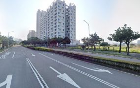 獨家專租。宏普｜挑高四米二朝南海景裝潢兩房