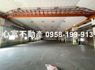 附天車!!梓官台17旁倉儲廠房