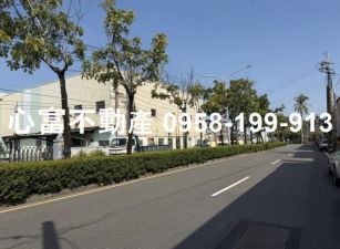 岡山育才路乙工廠(近本洲工業區)