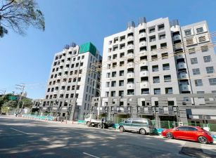 展裕丰格美2房平車