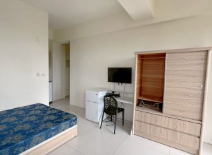 森林園區電梯角間透店套~好停車