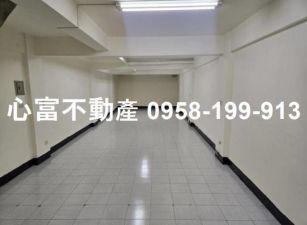 三民區陽明商圈黃金樓店(店面生意好做)