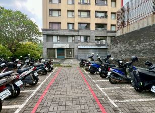 芎林市區公園旁溫馨美套房