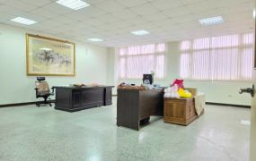 八德交流道廠房