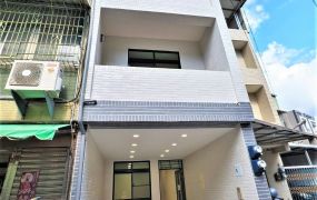 仁武高中4樓翻新車庫透天