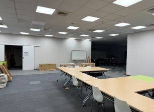 琪琪🐝推~近新店交流道工業區旁氣派廠店