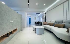 西區3房+車位08-514