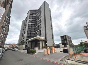 永慶許書豪★頭城湯院子景觀套房+車位