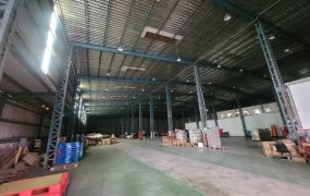 高雄/挑高8.7米/碼頭/倉庫廠房  &bull;    高雄廠房工業地買賣/建地/徵收農地/廠房出租