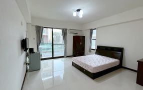 四村路優質露台大套房