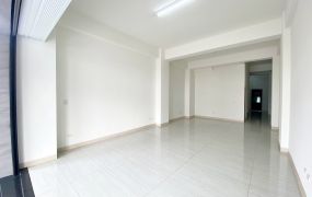 東港全新店面出租|絕佳地段商機無限