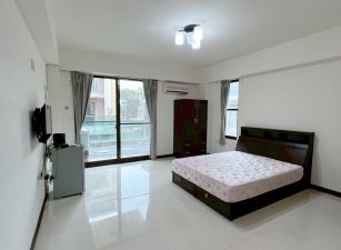 四村路優質露台大套房