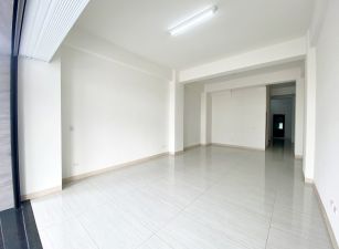 東港全新店面出租|絕佳地段商機無限