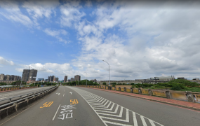 大竹交流道40米路一般農(交通用地變更中) &bull;    桃園工業地廠房買賣/建地/徵收農地/廠房出租