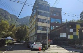 溪頭旁稀有釋出邊間電梯民宿台中買屋賣房 土地王劉志忠