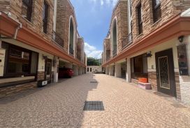 新屋【西班牙小鎮】美別墅~