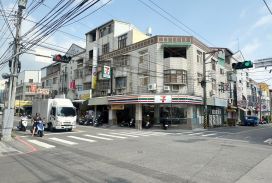 甲后商圈7-11旁美透天