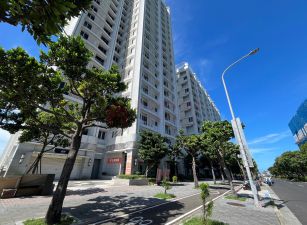 獨家專售｜宏普有逸天｜碧波萬頃海景裝潢兩房