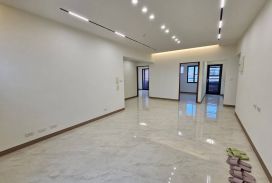 美術館內惟商圈翻新山景四房平車~1598萬