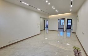 美術館內惟商圈翻新山景四房平車~1598萬