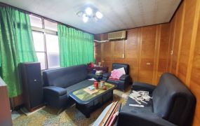 A21捷運旁【忠福商圈】超值透天~