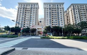 獨家專租。理想家「學區正對面｜溫馨簡潔三房」