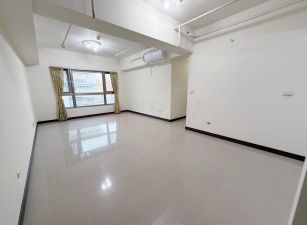 獨家專租。理想家「學區正對面｜溫馨簡潔三房」