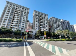 獨家專租。理想家「學區正對面｜溫馨簡潔三房」