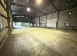 琪琪🐝推~近台65快速道路泰山捷運交流道旁倉庫廠房