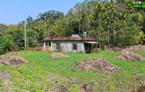 新竹縣北埔鄉｜平坦農地+磚造屋(無保登)｜土地2016坪｜售價1380萬