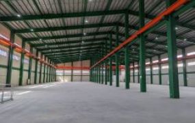 台中工業區內挑高可廠登天車廠房