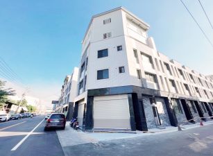 成功路1樓角店~雙店面~雙臨路