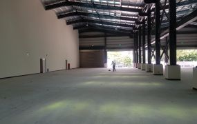 中壢產業園區可廠登交流道旁千坪挑高鋼構廠房