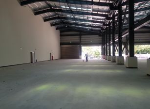 中壢產業園區可廠登交流道旁千坪挑高鋼構廠房
