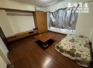 沙鹿區｜家樂福旁美店墅住店合一1888萬