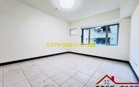 中西區美麗佳園邊間三房平車