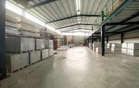 三峽交流道挑高7米鋼構廠房&bull;  桃園廠房買賣/工業地/建地/徵收農地/廠房出租