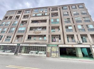 永慶許書豪★羅東伊莎城堡平面車位套房