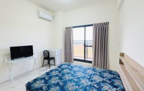 森林園區電梯角間透店套~好停車