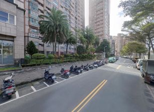台灣房屋｜獨家專售『藍海名廈｜高樓景觀陽台大套房』