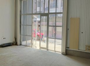 大社~保糖街1+2樓店面型全新廠房//10間