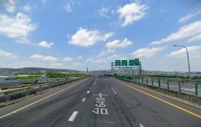 中和捷運站RC工業廠房(可廠登)  &bull;   新北市廠房買賣/工業地/建地/徵收農地/廠房出租