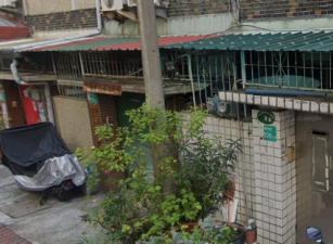 中西區衛民街透天，地點優越，生活機能佳