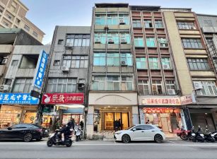 桃園火車站前整棟金店面