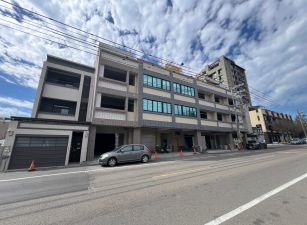 10米大面寬電梯金店1+2樓