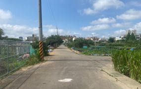 中壢體育園區旁都內農地