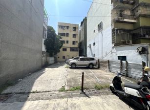 高雄亞灣區稀缺住四建地