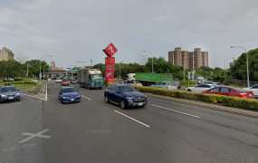 竹北大路邊工業廠房